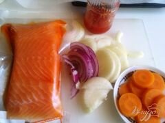 «Запеченная форель с овощами под соусом» - приготовления блюда - шаг 1