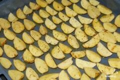 «Картофель дольками в духовке» - приготовления блюда - шаг 4