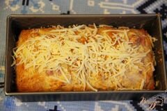 «Закусочный кекс с ветчиной, горчицей и сыром» - приготовления блюда - шаг 6