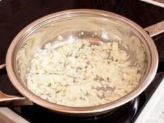 «Грибной суп-пюре из шампиньонов» - приготовления блюда - шаг 2