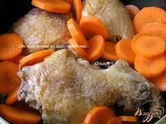 «Курица с морковью и зеленым горошком» - приготовления блюда - шаг 2