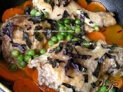 «Курица с морковью и зеленым горошком» - приготовления блюда - шаг 4