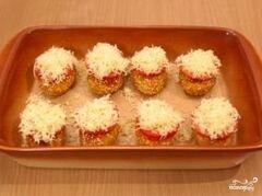 «Котлеты с сыром и помидорами» - приготовления блюда - шаг 9
