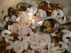 «Салат "золотая рыбка"» - приготовления блюда - шаг 5