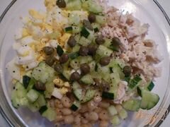 «Салат куриный с каперсами и фасолью» - приготовления блюда - шаг 2