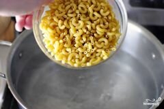 «Макароны с кукурузой» - приготовления блюда - шаг 1