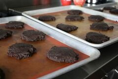 «Шоколадно-мятное печенье» - приготовления блюда - шаг 9