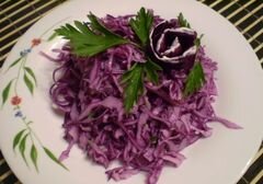 «Салат из краснокочанной капусты» - приготовления блюда - шаг 6