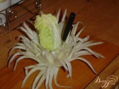 «Хризантема из пекинской капусты» - приготовления блюда - шаг 3