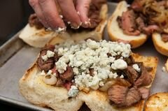 «Сэндвичи с мясом» - приготовления блюда - шаг 10