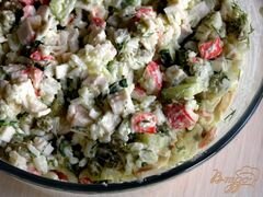 «Салат с крабовыми палочками, рисом и зеленым горошком» - приготовления блюда - шаг 6