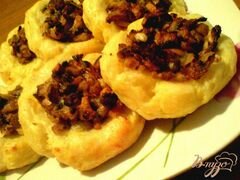 «Картофельные ватрушки с грибами» - приготовления блюда - шаг 12