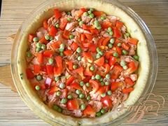«Пирог с лососем, зеленью и овощами» - приготовления блюда - шаг 4