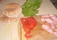 «Кармашки с сосиской» - приготовления блюда - шаг 1