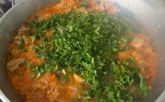 «Свинина тушеная с сельдереем, морковью и капустой» - приготовления блюда - шаг 9