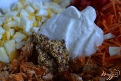 «Салат с консервированной семгой и овощами» - приготовления блюда - шаг 3