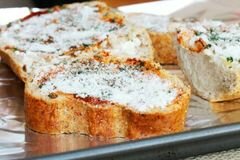 «Чесночный хлеб» - приготовления блюда - шаг 7