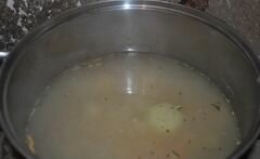 «Суп картофельный из манкой и протертым яйцом» - приготовления блюда - шаг 3