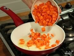 «Морковь тушеная с яблоками» - приготовления блюда - шаг 1