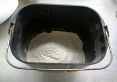 «Хлеб с медом и изюмом в хлебопечке» - приготовления блюда - шаг 4