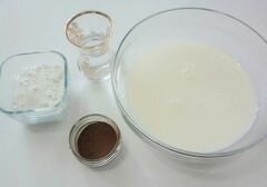 «Фирни - азербайджанский молочный десерт» - приготовления блюда - шаг 1