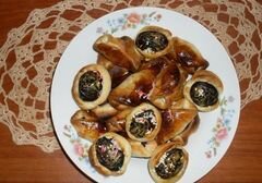 «"Мини-булочки с черносливом, грецким орехом и кунжутом"» - приготовления блюда - шаг 9
