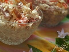 «Салат с колбасным сыром и сухариками» - приготовления блюда - шаг 4