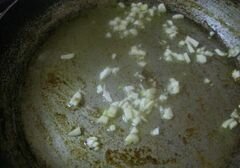 «Творожные лепёшки с фаршем» - приготовления блюда - шаг 7