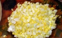 «Картофельные зразы с колбасой, яйцом, луком» - приготовления блюда - шаг 4
