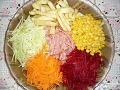 «Салат "Козел в огороде"» - приготовления блюда - шаг 6