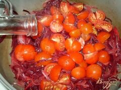 «Свекла тушенная с помидорами и луком» - приготовления блюда - шаг 5