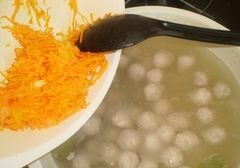 «Суп с фрикадельками и пшеничной крупой» - приготовления блюда - шаг 9