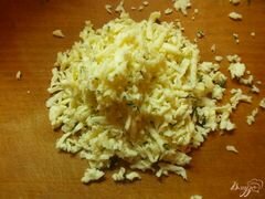 «Паста с сыром сулугуни под базиликово-помидорным соусом» - приготовления блюда - шаг 5