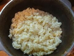 «Паста с сыром сулугуни под базиликово-помидорным соусом» - приготовления блюда - шаг 6
