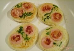 «Оладьи с сосисками и зеленью» - приготовления блюда - шаг 5