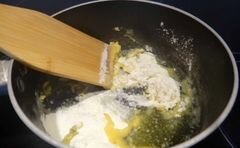 «Курочка под соусом Бешамель со спагетти» - приготовления блюда - шаг 2