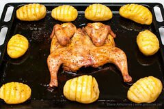 «Запеченная курица с картофелем.» - приготовления блюда - шаг 2