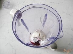 «Молочный коктейль с малиновым вареньем» - приготовления блюда - шаг 3