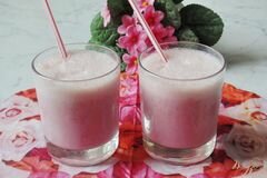 «Молочный коктейль с малиновым вареньем» - приготовления блюда - шаг 6
