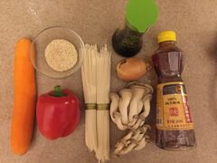 «Пшеничная лапша с овощами и соевым соусом» - приготовления блюда - шаг 1