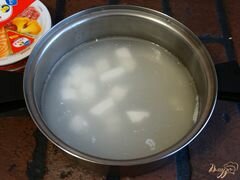 «Сырный суп с консервированной кукурузой» - приготовления блюда - шаг 2