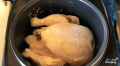 «Целая курица в мультиварке» - приготовления блюда - шаг 6