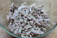 Салат мясной с дайконом и грибами – кулинарный рецепт