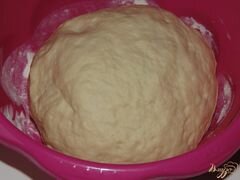 «Дрожжевое тесто на домашнем йогурте» - приготовления блюда - шаг 4