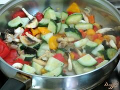 «Рагу с фрикадельками в сметанном соусе» - приготовления блюда - шаг 13