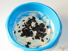 «Сырники с черносливом запеченные в духовке» - приготовления блюда - шаг 4