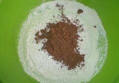 «Постная коврижка с орехами и изюмом» - приготовления блюда - шаг 2