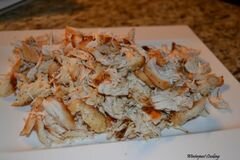 «Кесадилья с курицей, беконом и орешками» - приготовления блюда - шаг 11