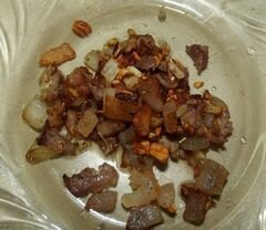 «Чесночные гренки со свиными и бараньими шкварками "К пиву"» - приготовления блюда - шаг 9